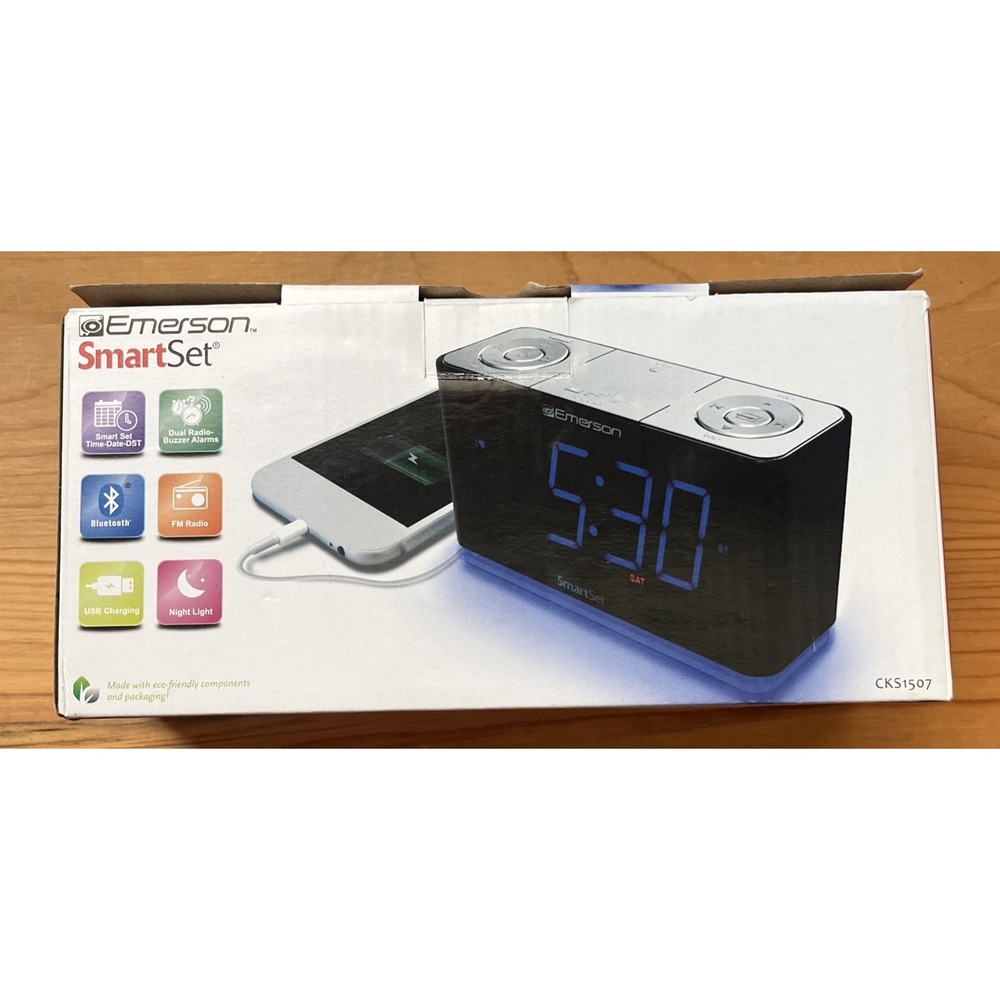 Emerson BLUETOOTH Digital Alarm Clock FM Radio DUAL ALARMS USB Charge CK51507 - Picture 2 of 8